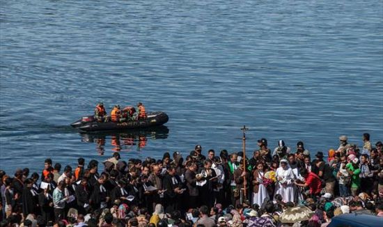 مقتل 11 شخصًا بحادث انقلاب عبارة في إندونيسيا