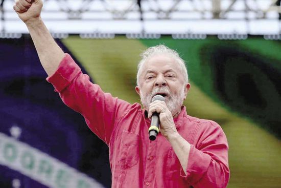 الرئيس البرازيلي يدعو لعملة موحدة لدول البريكس