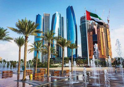 الإمارات تجلي مواطنيها وآخرين من السودان