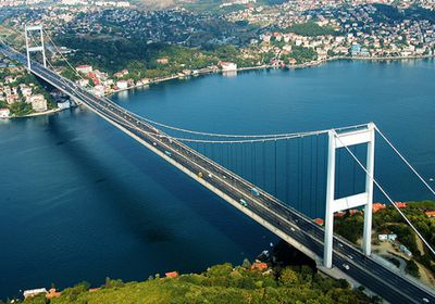 توقف حركة مرور السفن عبر مضيق البوسفور