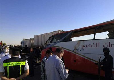 مصرع وإصابة 39 شخصًا في حادث مروع بمصر