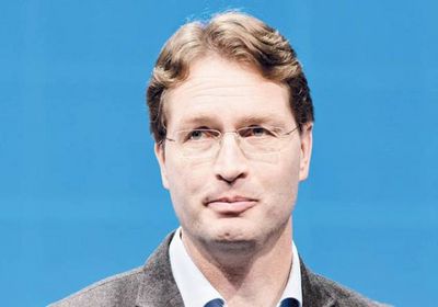 رئيس مرسيدس: قطع العلاقات الاقتصادية بين أوروبا والصين مستبعد