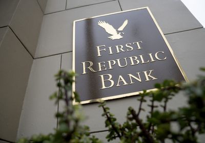 شطب أسهم بنك "فيرست ريبابليك" الأمريكي من بورصة نيويورك