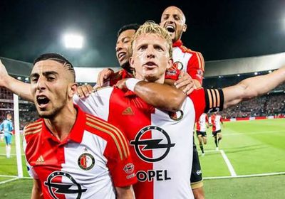 ثنائية خيمنيز تضع فينوورد على أعتاب لقب الدوري الهولندي