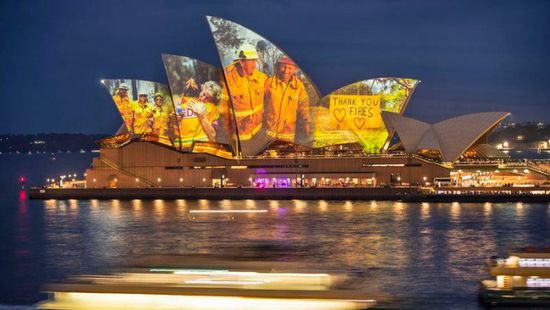 أستراليا تلغي إضاءة مبنى الأوبرا الشهير 