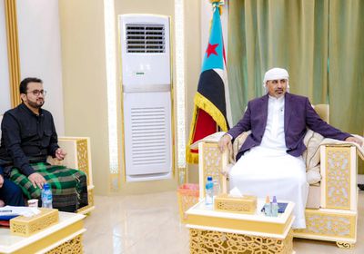 الرئيس الزُبيدي: أبناء شبوة حريصون على الاصطفاف الوطني