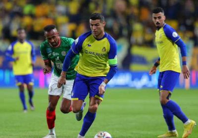 النصر يفقد نقطتين ثمينتين في صراع الدوري السعودي