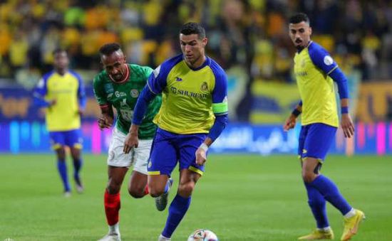 النصر يفقد نقطتين ثمينتين في صراع الدوري السعودي