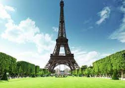 فرنسا تخصص ملياري يورو لتعزيز استخدام الدراجات الهوائية