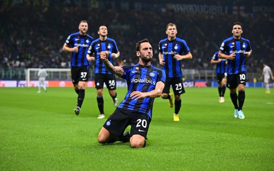 إنتر ميلان يتغلب على ميلان بدوري أبطال أوروبا