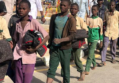 مسلحون يفرجون عن 11 شخصًا من أصل 25 مختطفين