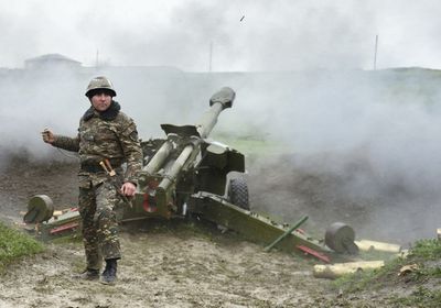 أرمينيا وأذربيجان تتبادلان اتهامات بإطلاق النار