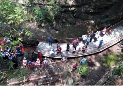 27 جريحا بانهيار جسر للمشاة بالقرب من هلسنكي