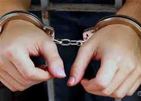 بحوزتهم أسلحة.. يمني بين 4 مروجي مخدرات في نجران