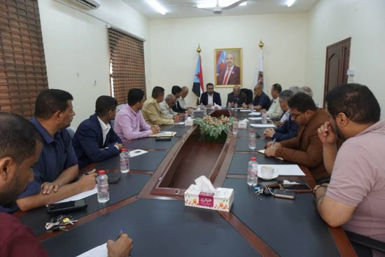 العولقي يتسلم مهامه رئيسا لـ"الوطنية للإعلام" خلفا للكثيري