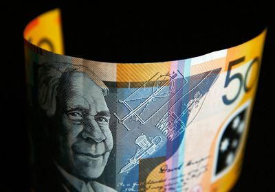 وزير الخزانة الأسترالي يحذر من تأثير التباطؤ العالمي على الميزانية