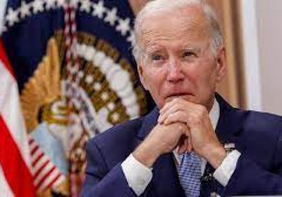 بايدن يجتمع مع زعماء بالكونغرس لبحث سقف الدين