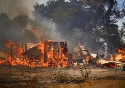 إنقاذ متنزه في تشيلي من حريق مدمر
