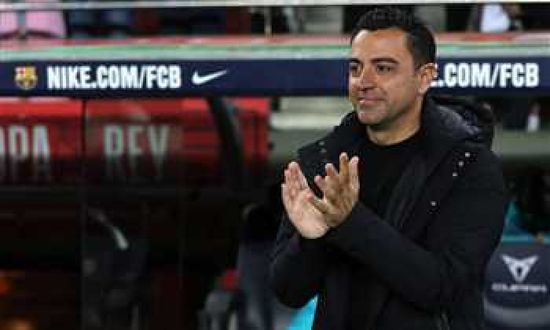 تشافي يبدي سعادته بتتويج برشلونة بلقب الليجا