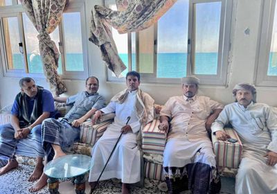 اللواء شايع يرحب بالشيخ باكريت ووفد أبناء المهرة