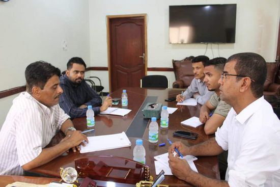 مديرية المكلا تضع خطة لتحسين المظهر الجمالي للمدينة