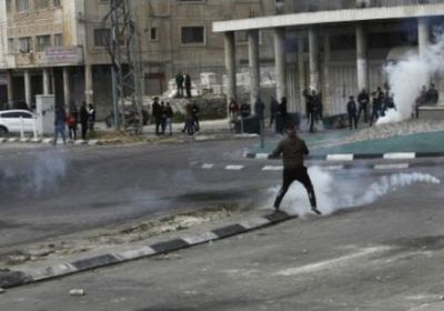 إصابة عشرات الفلسطينيين في اقتحام الاحتلال لنابلس