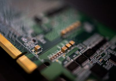 "أوبو" تتخلى عن وحدة تصميم الرقائق الذكية