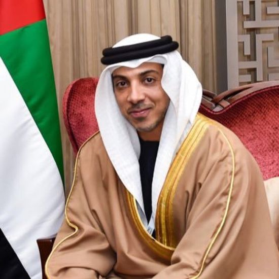 نائب رئيس الإمارات يصل جدة للمشاركة في القمة العربية