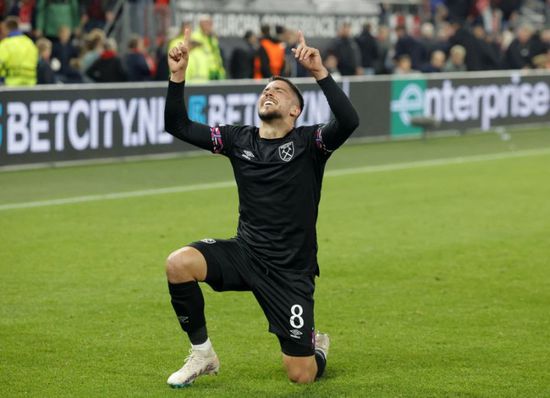 ألكمار يدين هجوم جماهيره على مشجعي وست هام