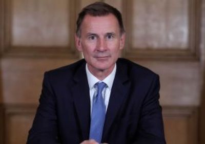 وزير الخزانة البريطاني يعرض خطة اقتصادية جديدة لمواجهة التضخم