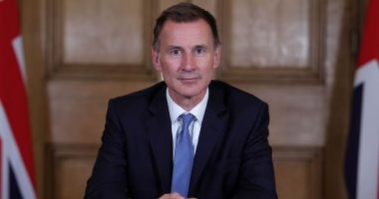 وزير الخزانة البريطاني يعرض خطة اقتصادية جديدة لمواجهة التضخم