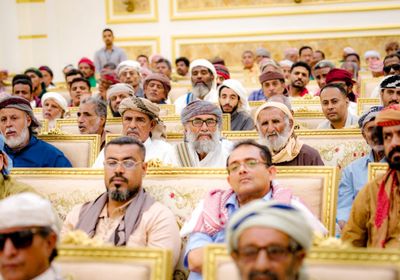 مشائخ حضرموت باللقاء الموسع يشيدون بكلمة الرئيس الزُبيدي