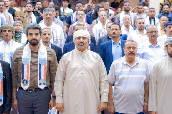 الرئيس الزُبيدي يشهد حفل الذكرى 29 لإعلان فك الارتباط