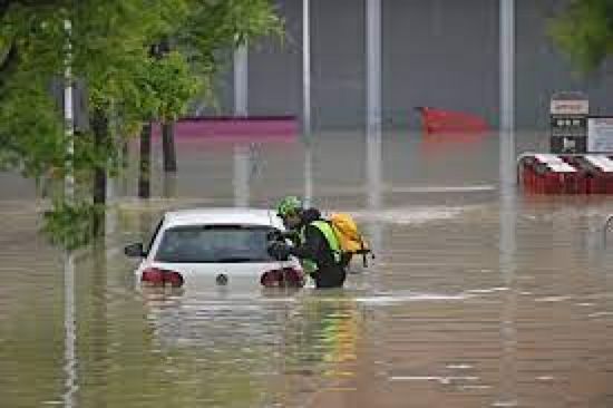 الفيضانات تجلي 36 ألف إيطالي من منازلهم