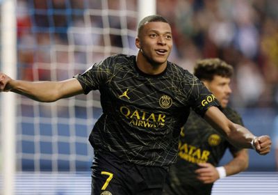 باريس سان جيرمان يقترب من التتويج بالدوري الفرنسي