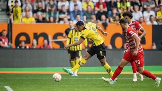 بروسيا دورتموند يتغلب على أوغسبورغ بثلاثية نظيفة