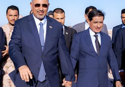 الرئيس الزُبيدي والبحسني يصلان للرياض بدعوة رسمية