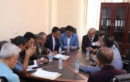 بن يمين وباذيب يبحثان تحسين الخدمات الأساسية في حضرموت