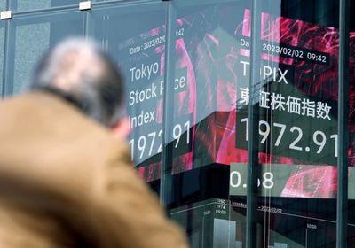 انخفاض الأسهم اليابانية بعد موجة صعود لـ 8 أيام