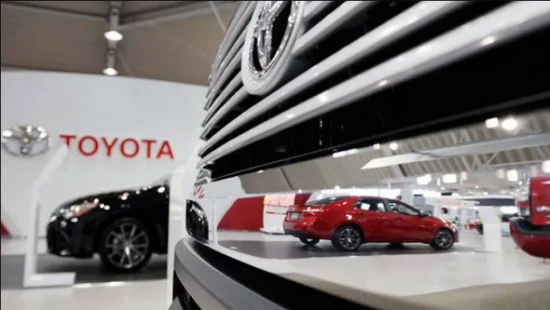تويوتا: الاعتماد على السيارات الكهربائية يهدد بنفاد الموارد