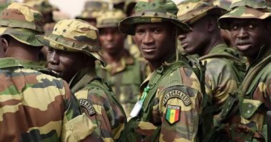 القوات السنغالية تقتاد المعارض عثمان سونكو إلى دكار