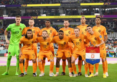 كومان يعلن تشكيلة هولندا في نهائيات دوري الأمم