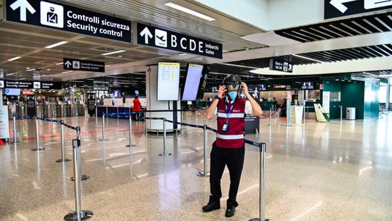 حركة المسافرين بمطارات إيطاليا تصل لمستويات عالية