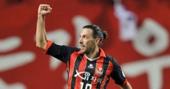 هداف دوري أبطال آسيا يترك بطل هونج كونج