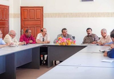 لجنة لإزالة معامل الباردين اليدوية من حرم المطار بشبوة