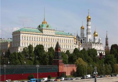 الكرملين: لا يمكن لفرنسا أن تلعب دور "الوسيط" بأوكرانيا