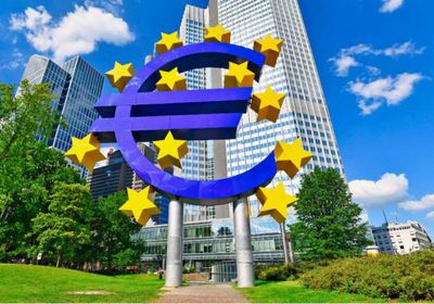 متجر آبل يحقق مبيعات بأكثر من تريليون دولار العام الماضي