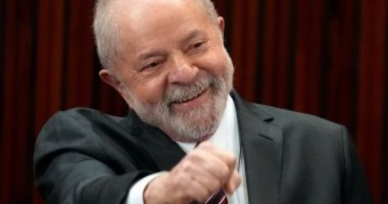 الرئيس البرازيلي يزور فرنسا للقاء ماكرون في نهاية يونيو