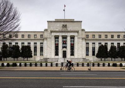 بلاك روك تتوقع رفع الفائدة الأمريكية أربع مرات بسبب التضخم