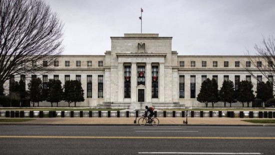 بلاك روك تتوقع رفع الفائدة الأمريكية أربع مرات بسبب التضخم
